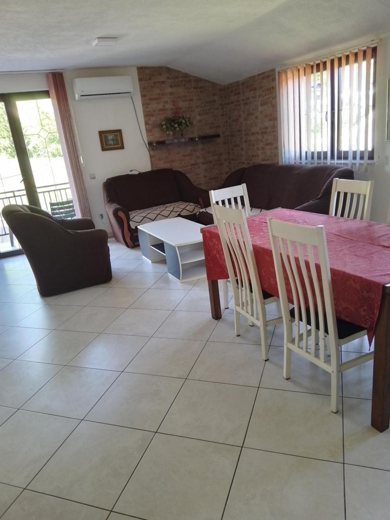 Apartmani Natura Sanski Most Δωμάτιο φωτογραφία